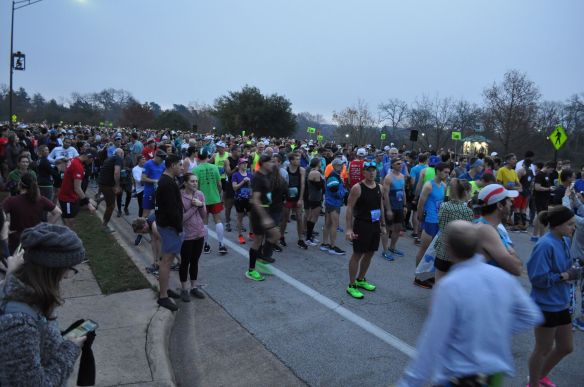 3,000 runners sitting on GO!